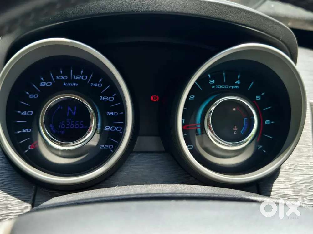 Mahindra Xuv500 2.2 W10 2016 Awd