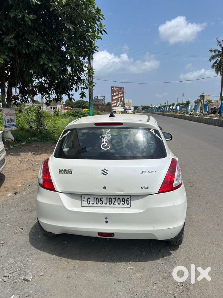 Maruti Suzuki Swift Petrol Manual 2012 Year