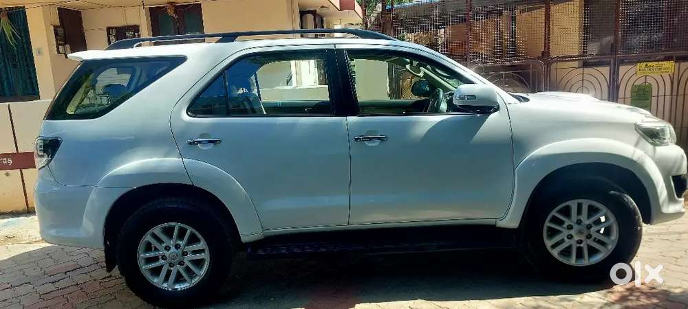 Toyota Fortuner 3.0 4x2 Mt 2012 Diesel