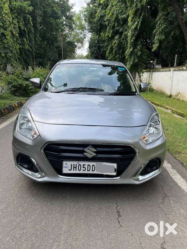 Maruti Suzuki Dzire 1.2 Vxi, 2022, Petrol