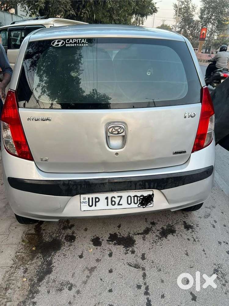 Hyundai I10 2010 Petrol Good Condition Front Ke Shishe Par Line Hain