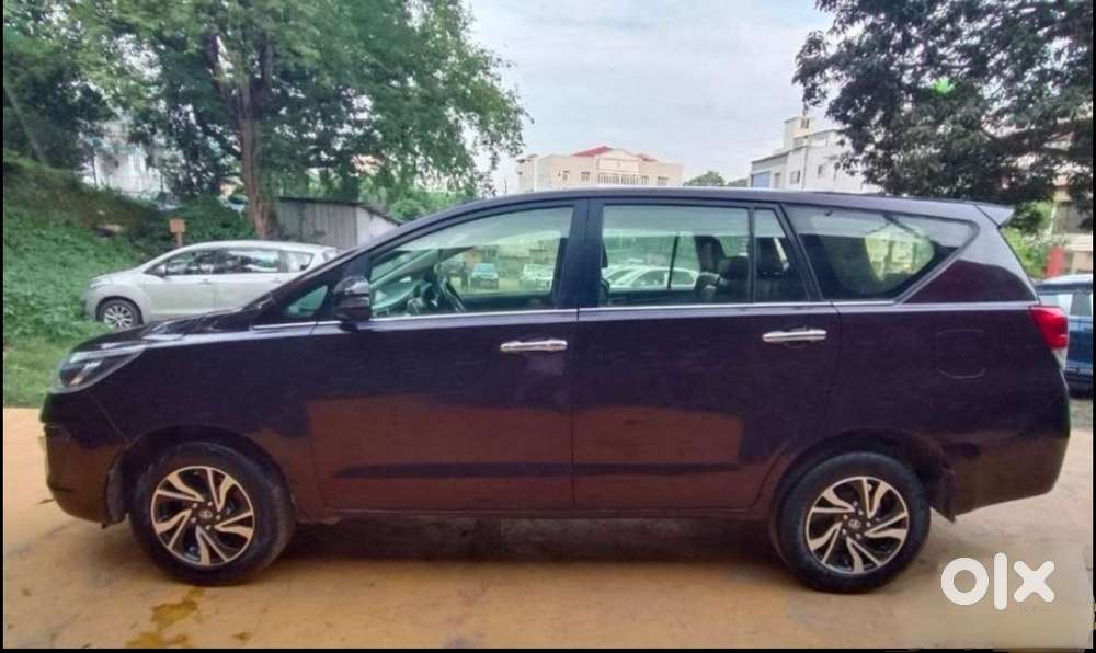 Toyota Innova Crysta 2.4 V 8 Str, 2021, Diesel