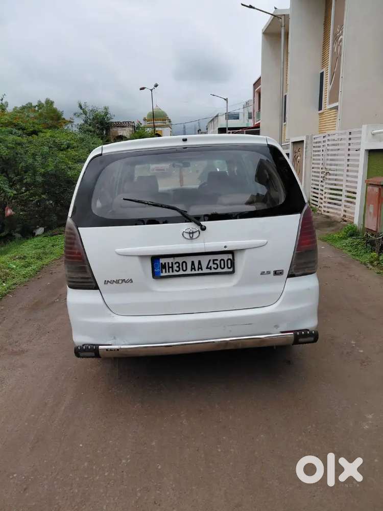 Toyota Innova Petrol Manual 2011