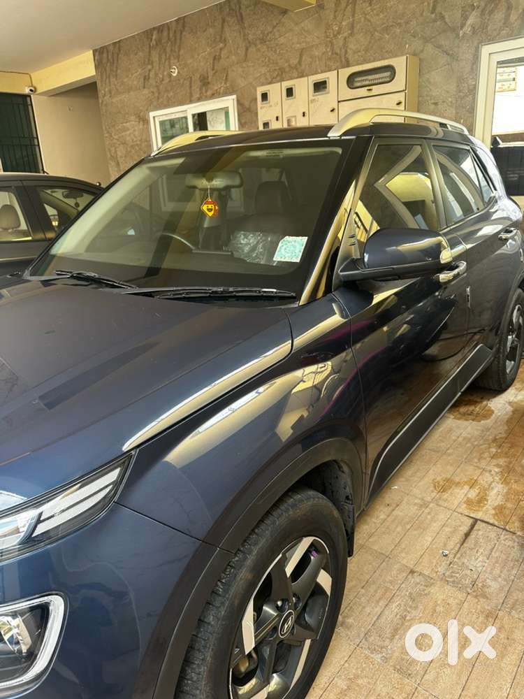 Hyundai Venue Petrol 2019