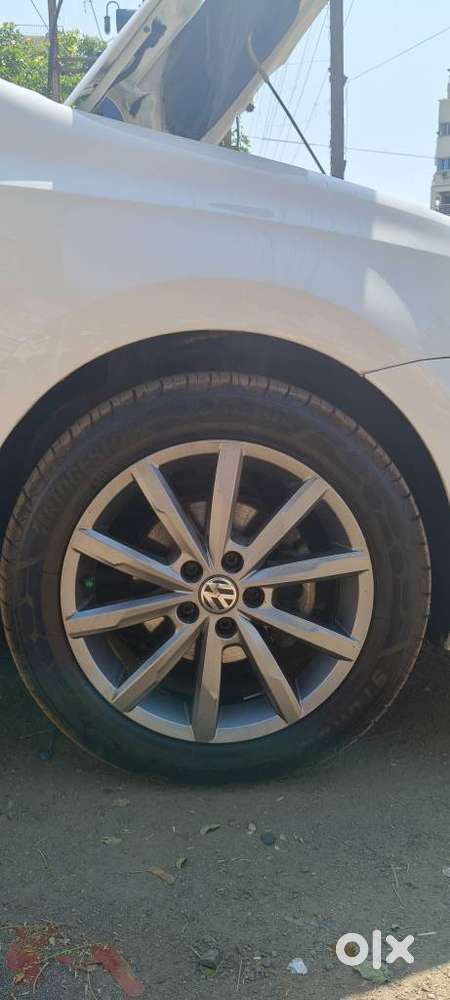 Volkswagen Vento 1.2 Highline Plus At 16 Alloy, 2019, Petrol