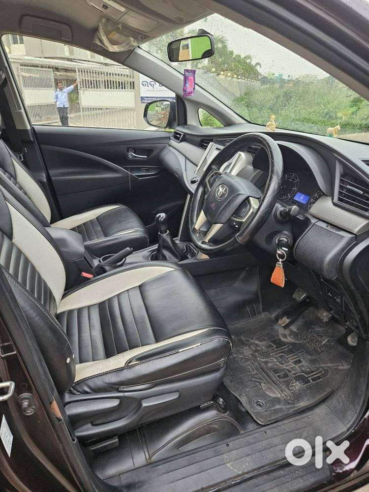 Toyota Innova Crysta 2.4 G Mt 7 Str, 2019, Diesel