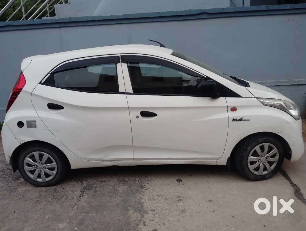 Hyundai Eon Magna Plus, Petrol + Lpg Company Fitted