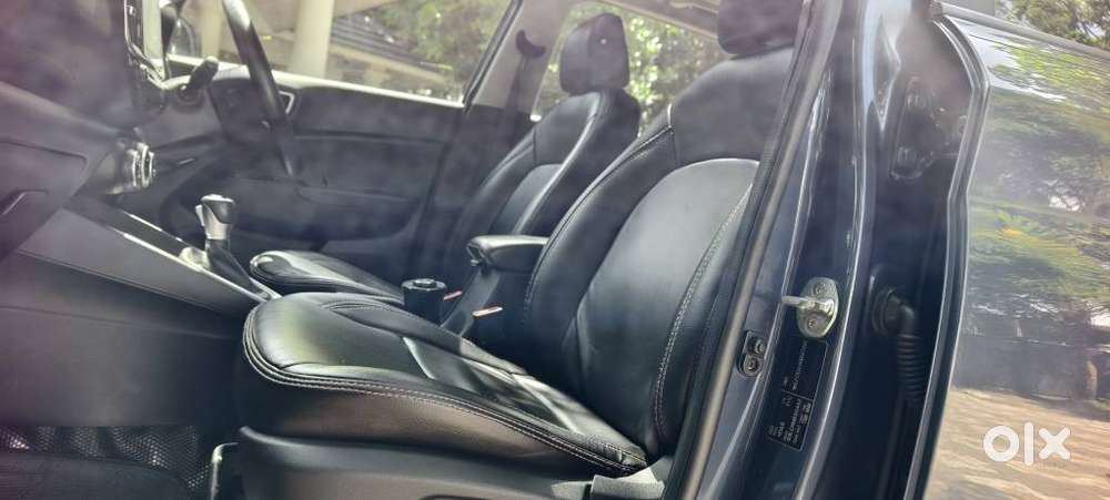 Hyundai Venue Sx Plus Turbo Dct, 2019, Petrol