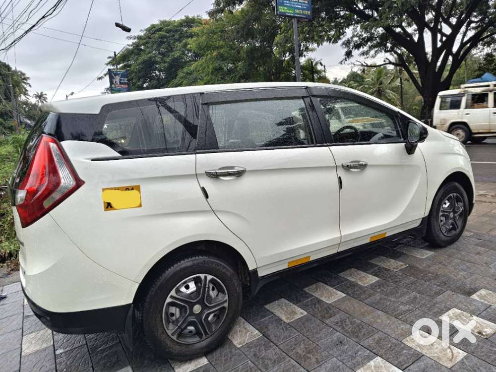 Mahindra Marazzo M2 8str, 2023, Diesel