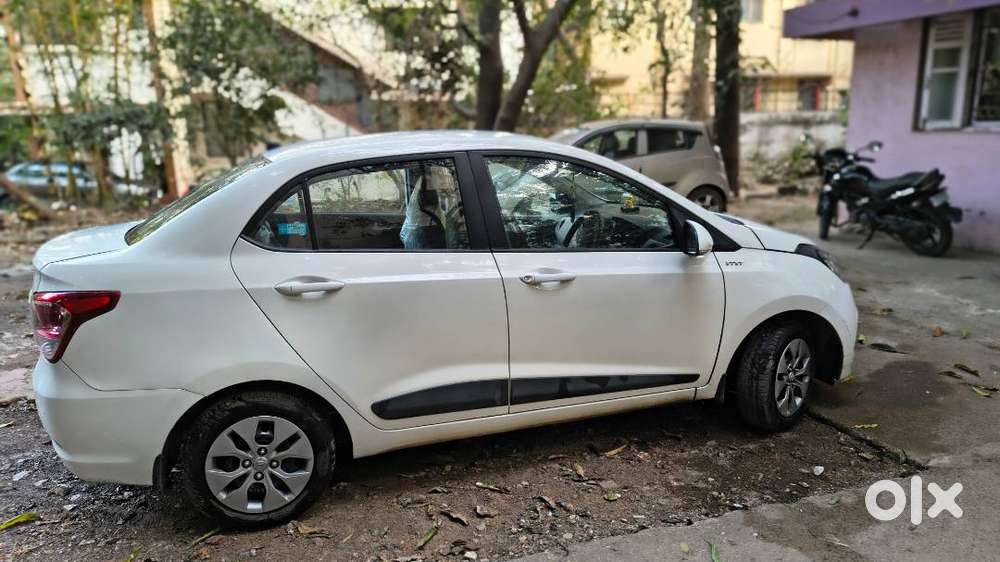 Hyundai Xcent 2016