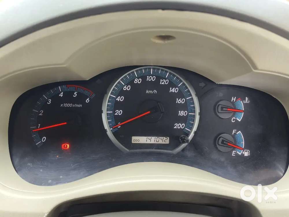 Toyota Innova 2013 Diesel Well Maintained