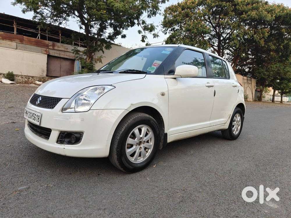 Maruti Suzuki Swift Vxi 1.2 Abs Bs-iv, 2011, Petrol