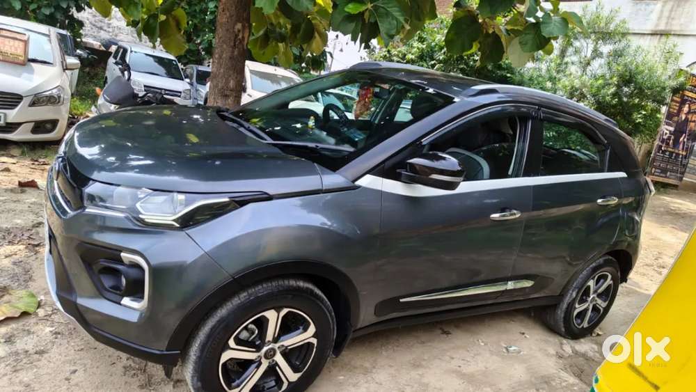 Tata Nexon 1.2 Revotron Xz Plus, 2023, Petrol
