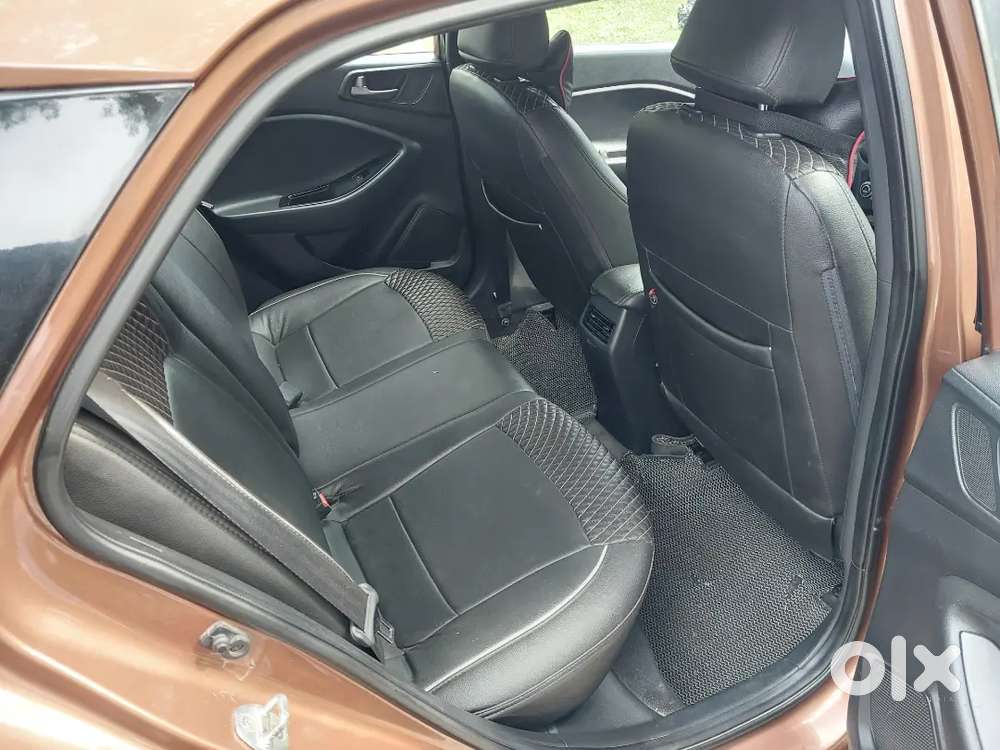 Hyundai I20 Active 2017 Petrol Well Maintained
