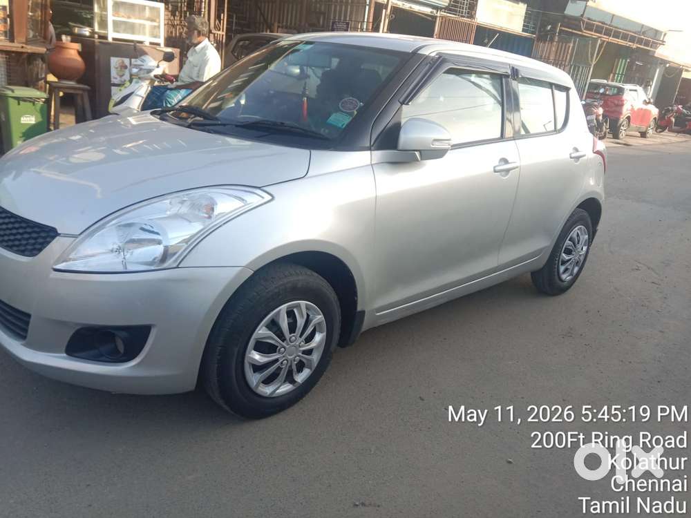 Maruti Suzuki Swift Vxi 1.2 Abs Bs-iv, 2012, Petrol