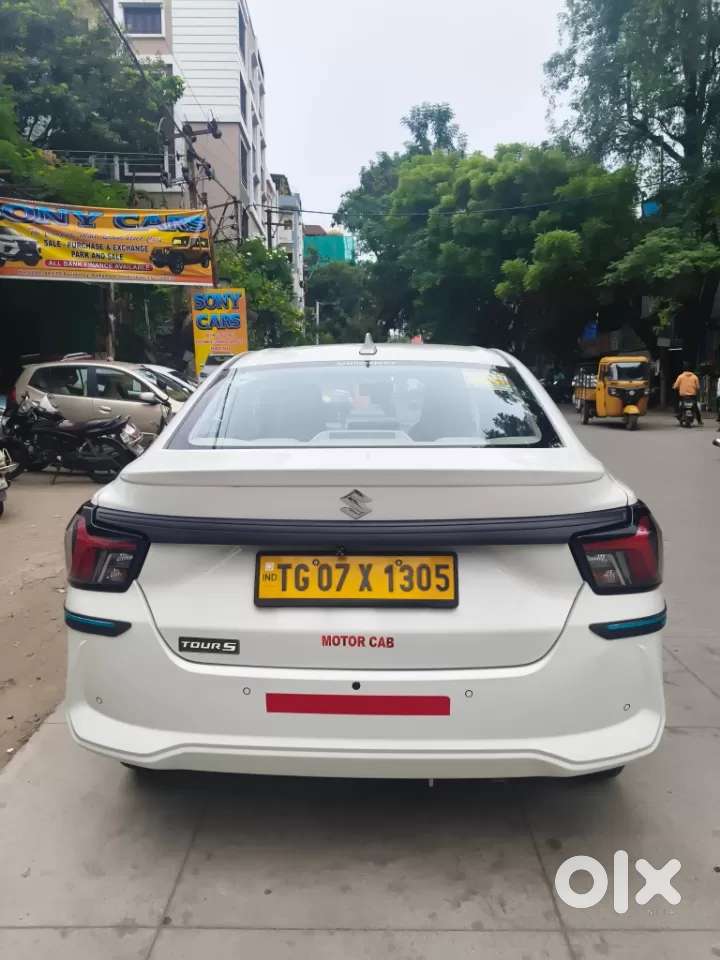 Maruti Suzuki Dzire 1.2 Vxi Cng, 2025, Cng & Hybrids