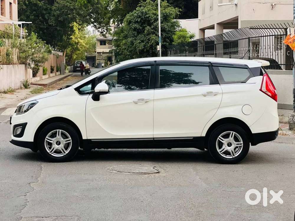 Mahindra Marazzo M6 8str, 2019, Diesel