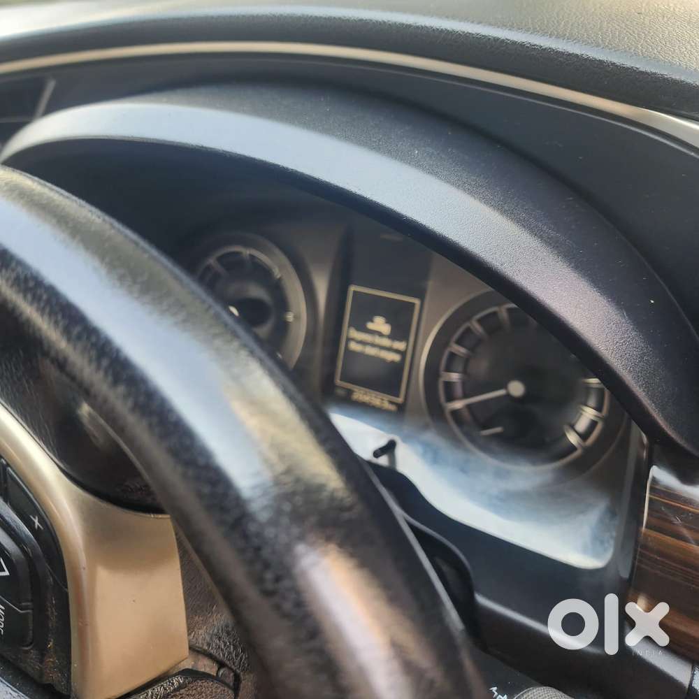 Toyota Innova Crysta 2.8 Zx At, 2016, Diesel