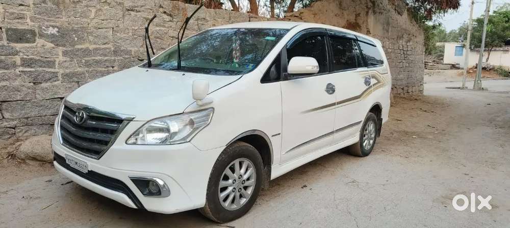 Innova White Colour