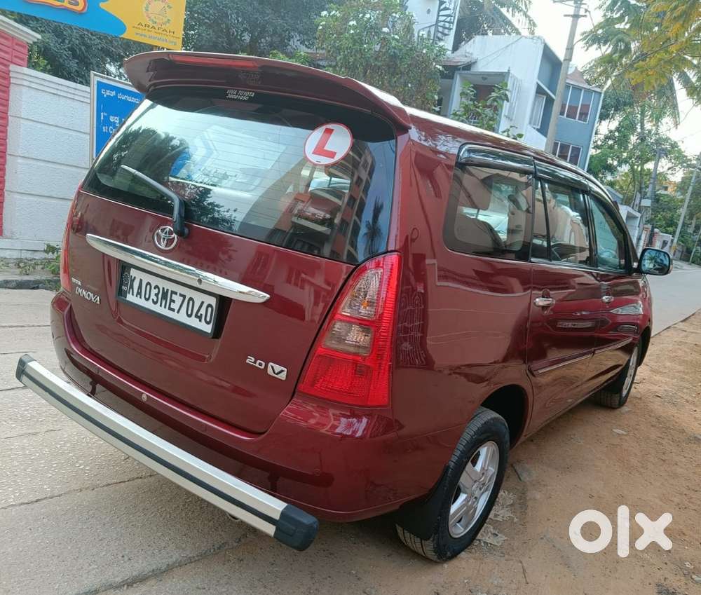 Toyota Innova 2.0 V, 2005, Petrol