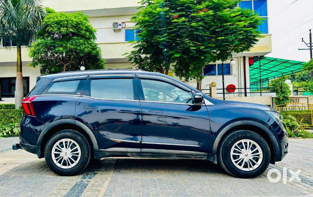 Mahindra Xuv700 Ax 3 Diesel Mt 5 Str (e), 2024, Diesel