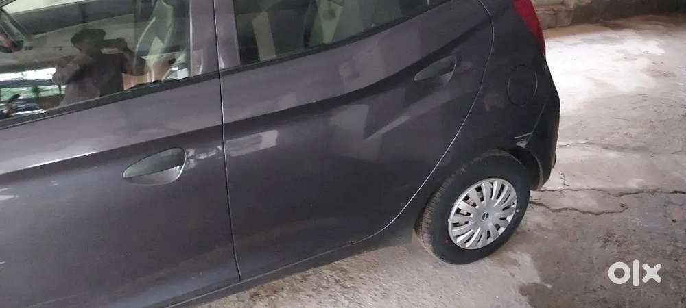 Hyundai Eon 2015 Petrol Well Maintained