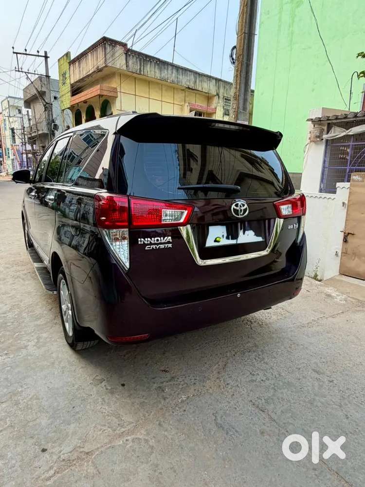 Toyota Innova Crysta