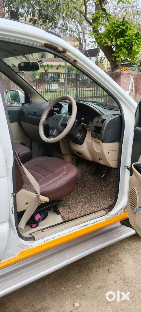 Chevrolet Tavera 2014 Model Taxi  Rj 14