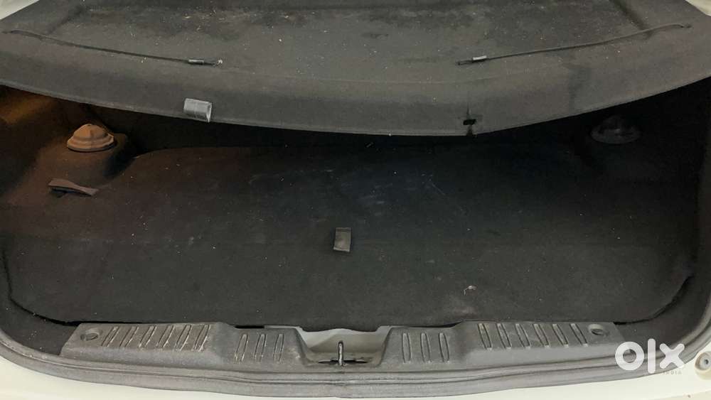 Tata Altroz Xz Plus (s) Icng, 2023, Cng & Hybrids