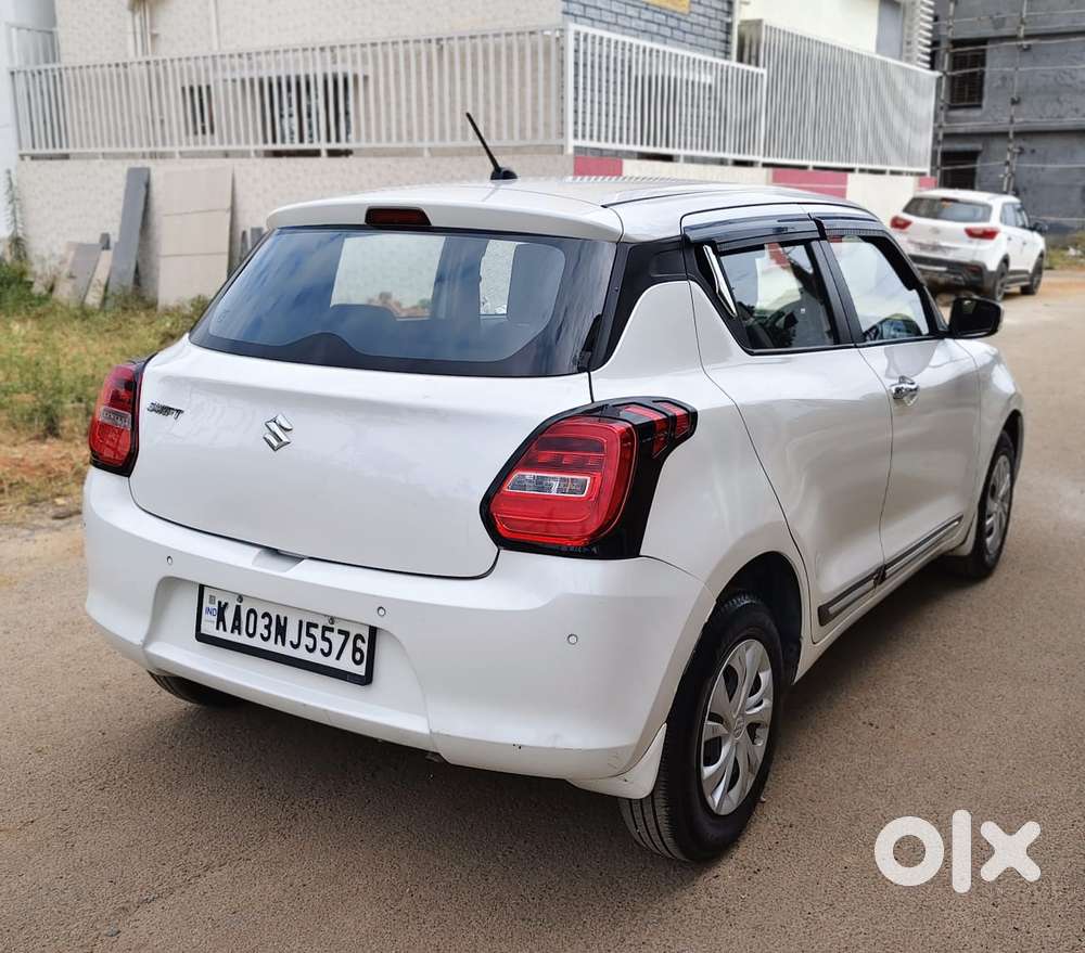 Maruti Suzuki Swift Vxi + Manual, 2021, Petrol