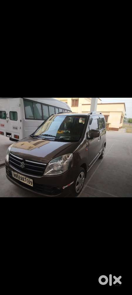Person Car.well Maintain.wagnor Zxi.2012.well Maintained Car