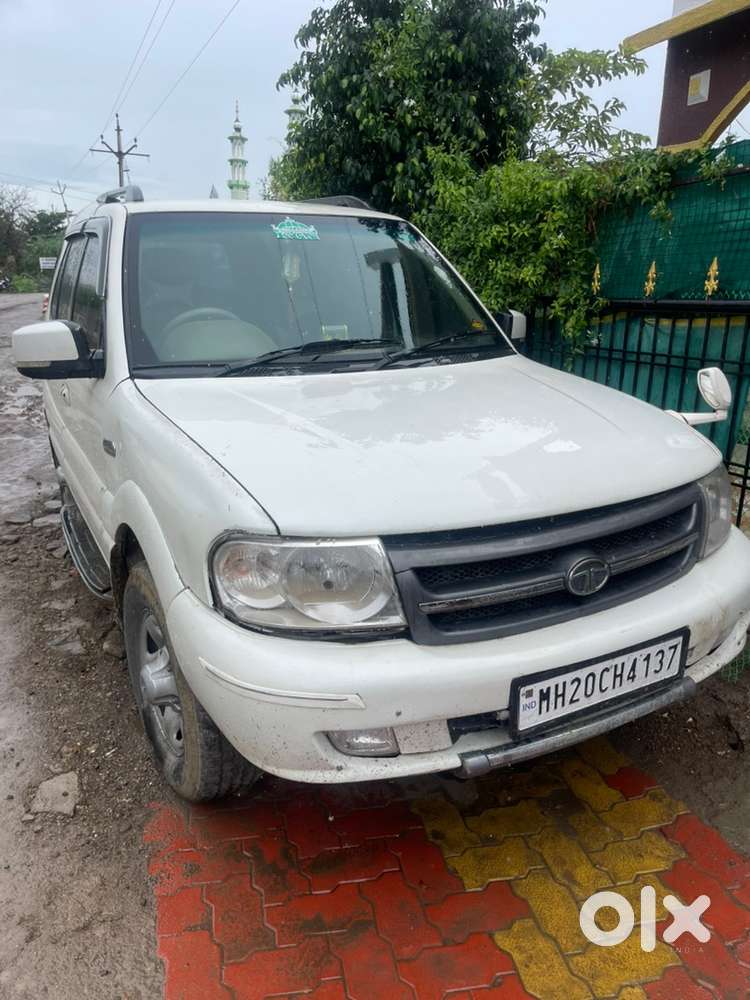 Tata Safari Dicor 2011