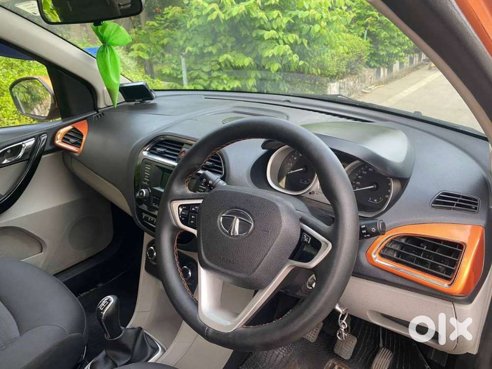 Tata Tiago 1.05 Revotorq Xz, 2016, Petrol