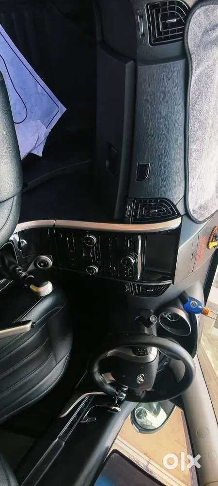Mahindra Xuv500 2021