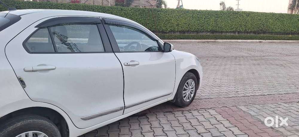 Maruti Suzuki Swift Dzire, 2020, Petrol