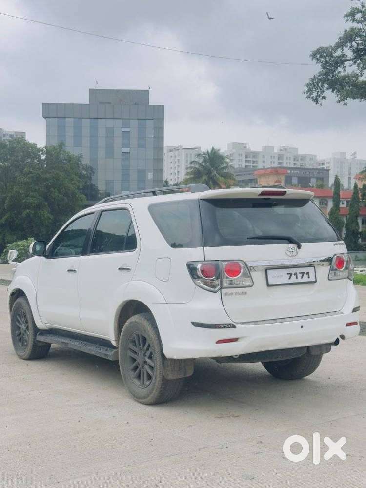 Toyota Fortuner 4x2 At, 2015, Diesel