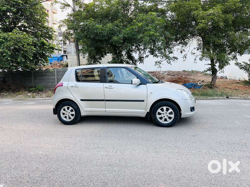 Maruti Suzuki Swift 1.3 Zxi, 2006, Petrol