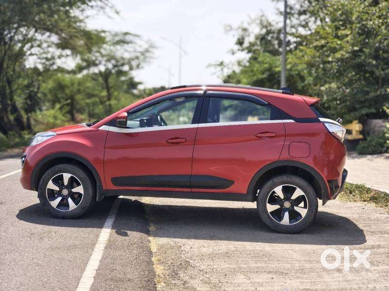 Tata Nexon 1.2 Revotron Xza Plus, 2019, Petrol