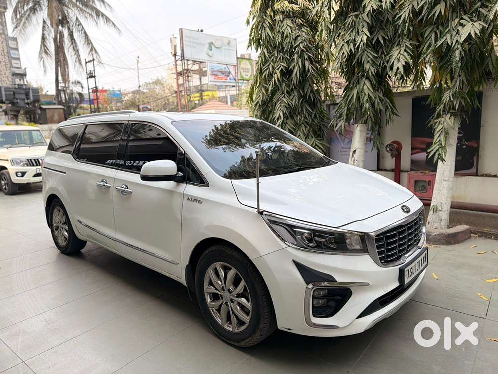 Kia Carnival Limousine 2021