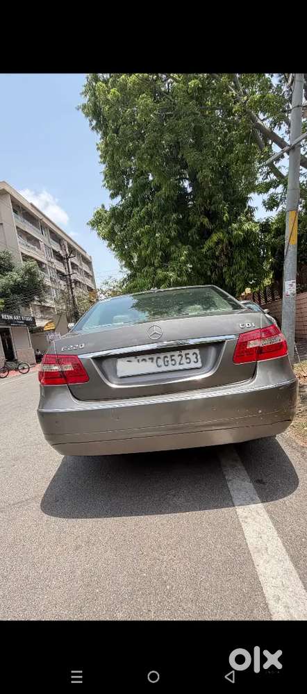 Elegance Mercedes-benz E-class 2011 Diesel Automatic