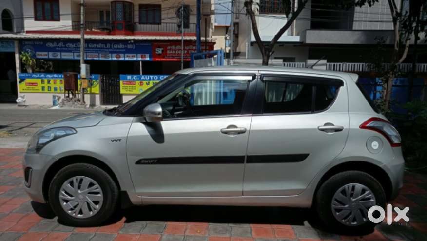 Maruti Suzuki Swift Vxi 1.2 Abs Bs-iv, 2017, Petrol