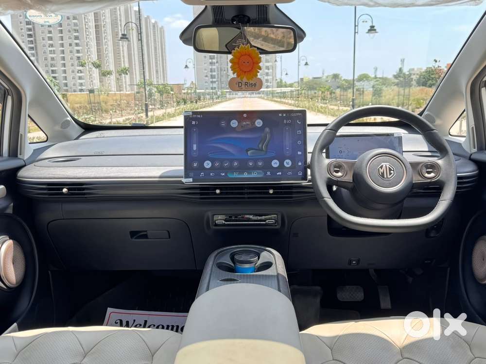 Mg Windsor Ev Essence, 2025, Electric