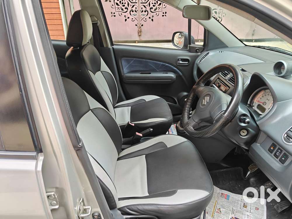 Maruti Suzuki Ritz Vxi, 2011, Petrol