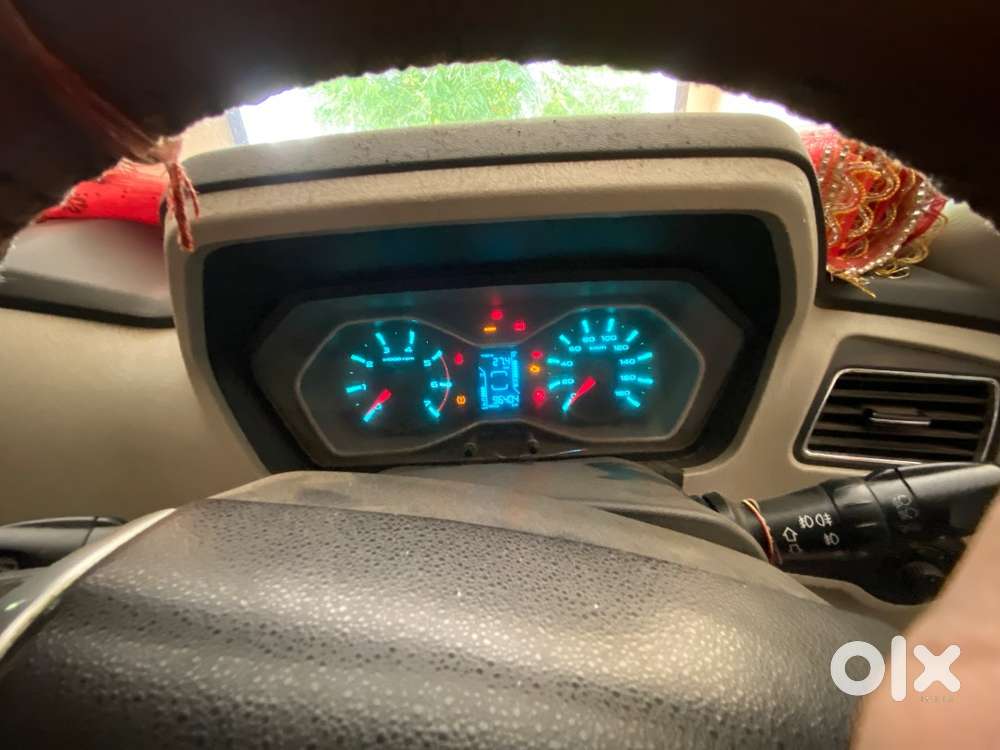Mahindra Scorpio S10, 2015 Model