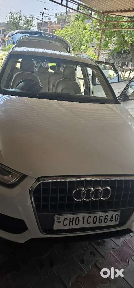 Audi Q3 2014 Diesel 140000 Km Driven