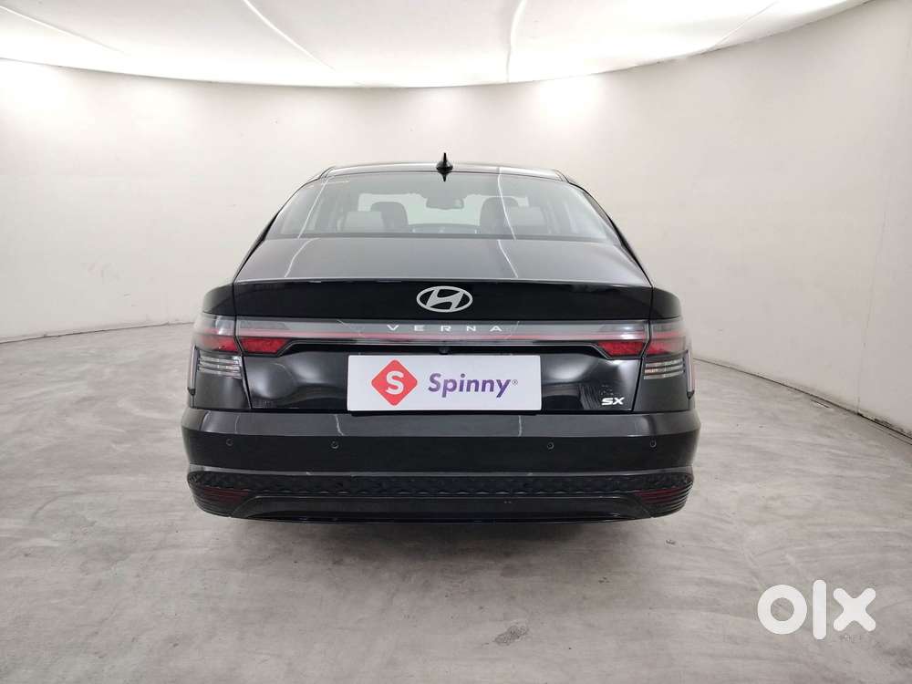 Hyundai Verna 1.5 Sx Petrol Mt, 2024, Petrol