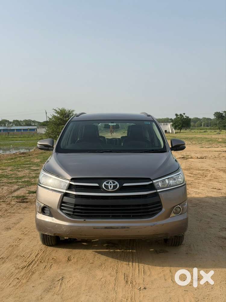 Toyota Innova Crysta 2019