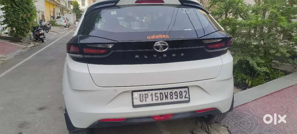 Tata Altroz 2022 Petrol 32000 Km Driven