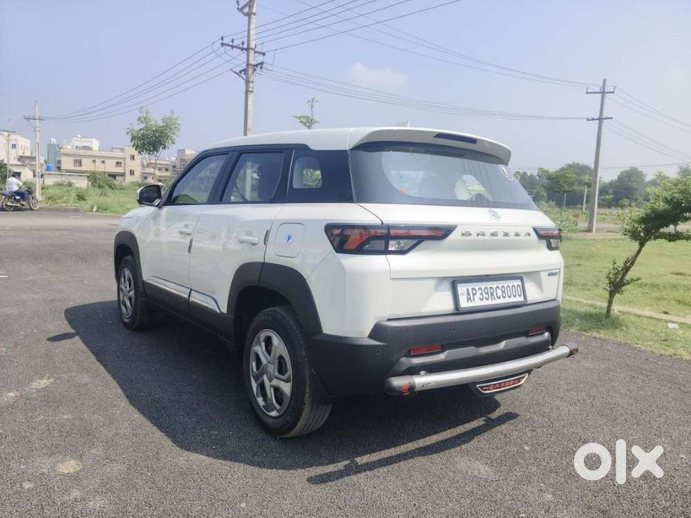 Maruti Suzuki Brezza 1.5 Vxi Smart Hybrid, 2022, Petrol