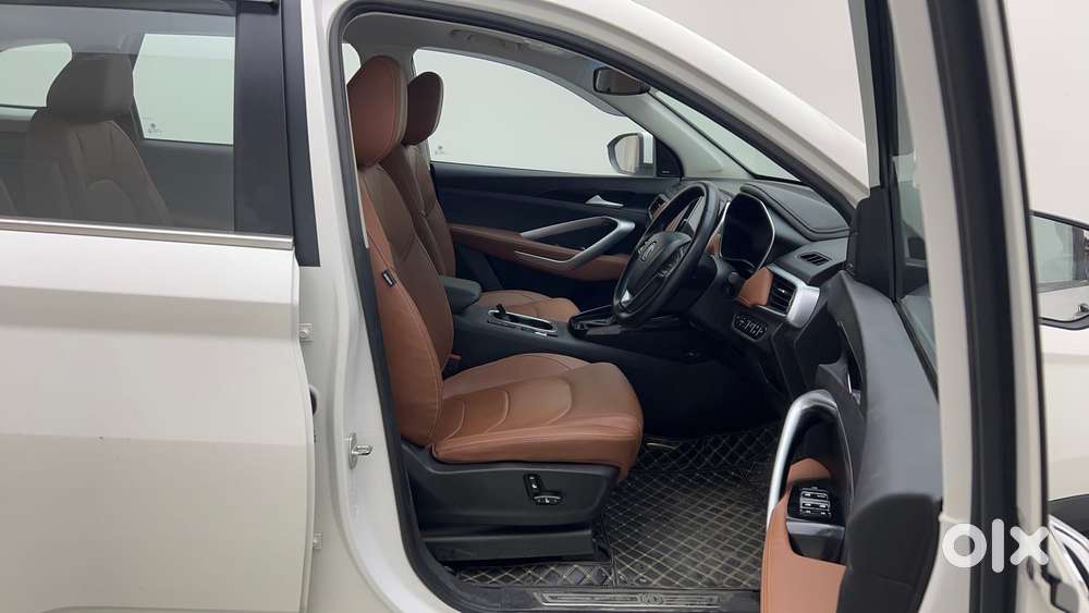Mg Hector Plus 1.5 Sharp Turbo Cvt 6 Str, 2021, Petrol